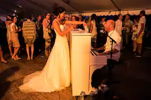 de pianoman bruiloft 92